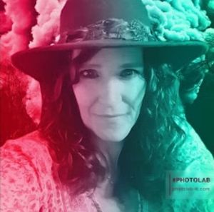 Meet your Posher, Deena marie